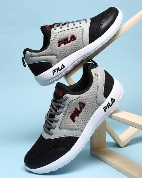 Fila tennis shoes clearance on sale