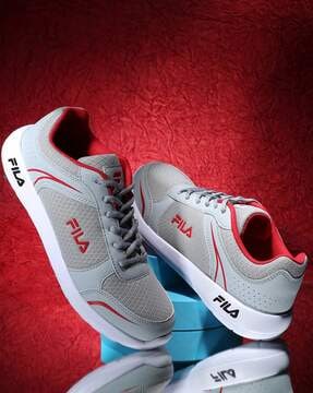 Fila badminton 2024 shoes philippines