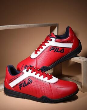 Red filas low on sale top