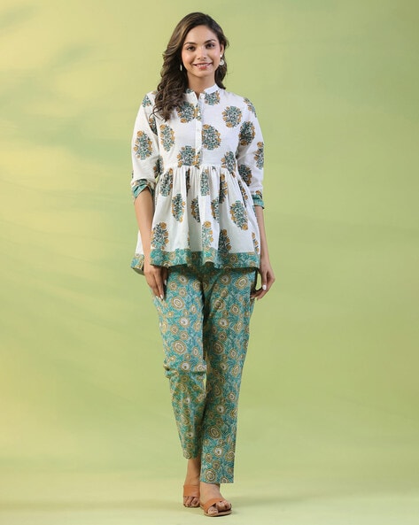 Buy Green Suit Sets for Women by MIRARI Online