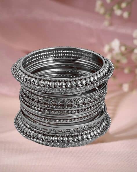 Oomph S-BBA1-Set of 16 Silver-Plated Slip-On Bangles