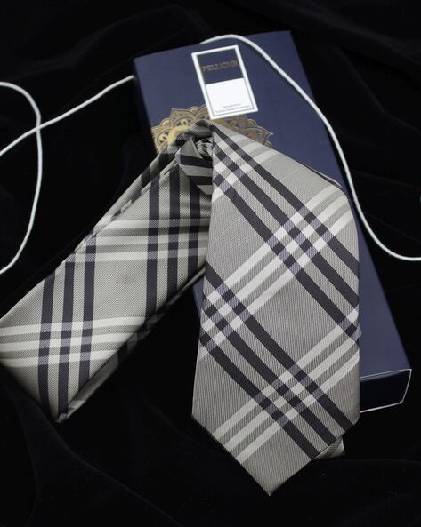 Burberry tie price sale india