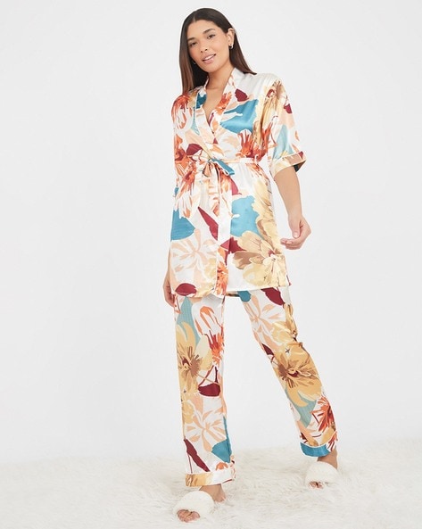 Floral satin pyjama set new arrivals