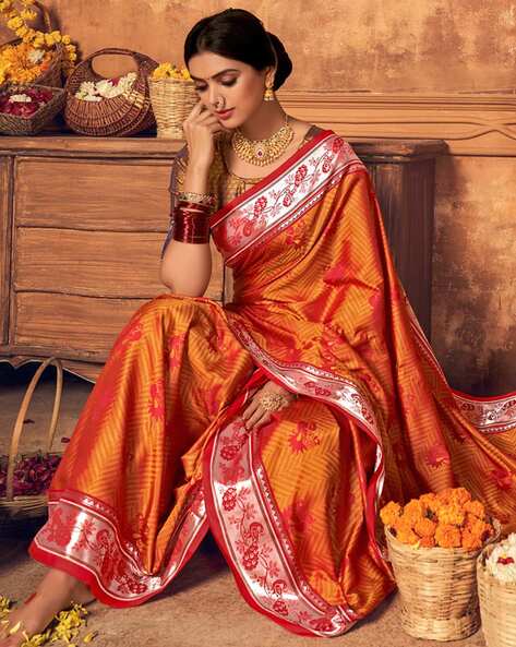 Look Regal in Our Soft Kanjivaram Pink Silk Sarees Collection – Sareeko