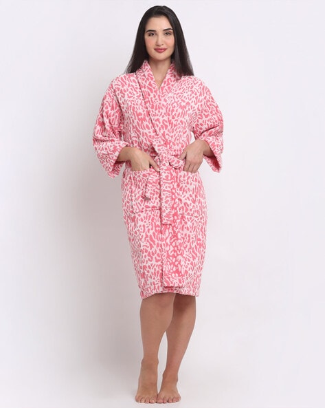 Blissy Classic Robe - Leopard - 100% Pure Mulberry Silk Loungewear -  One-Size