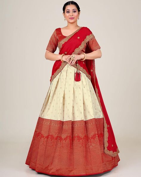 Cream Embroidered Bridal Lehenga Choli Latest 1912LG04