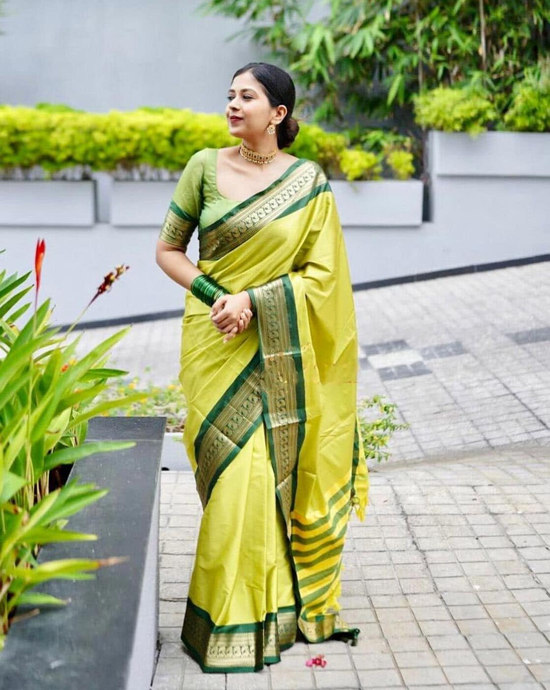 Pure Handloom Traditional Gadwal Pattu Sarees | Soft silk sarees,  Embroidered blouse designs, Saree trends
