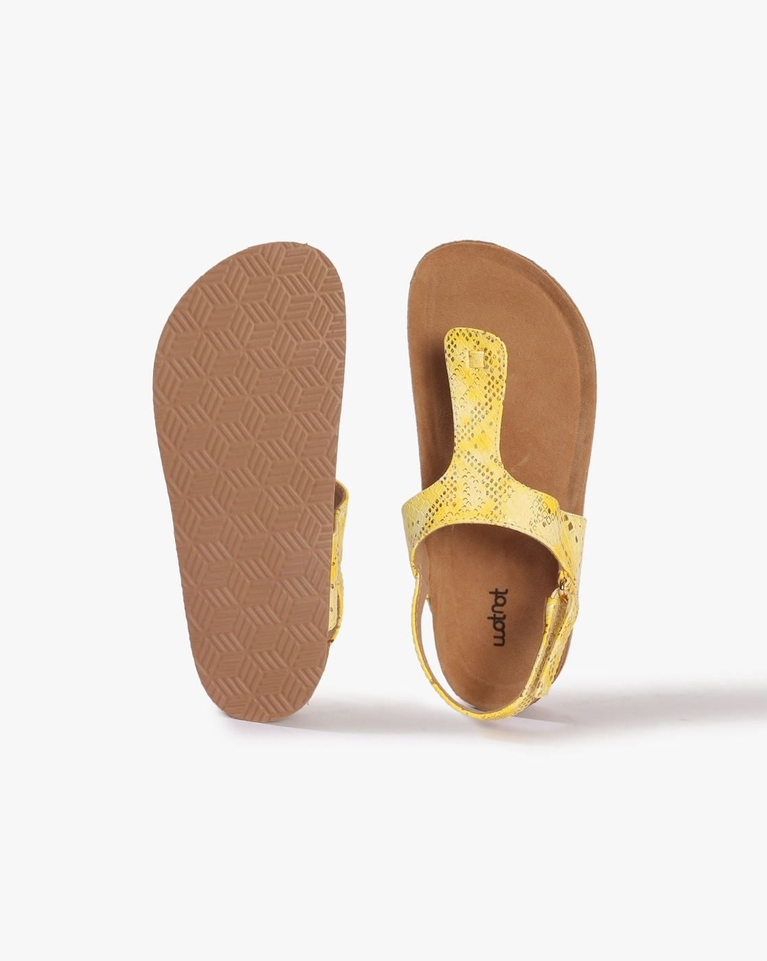 46% OFF on Studio 9 Yellow Flat Sandals on Snapdeal | PaisaWapas.com