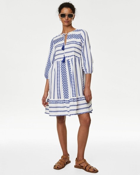 apotek Vidunderlig gøre det muligt for Buy Blue & White Dresses for Women by Marks & Spencer Online | Ajio.com