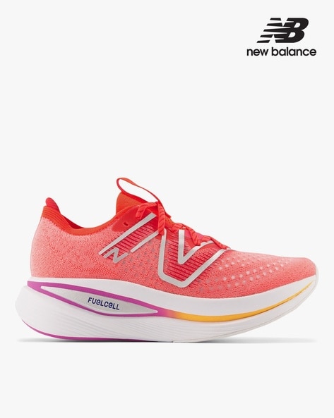 Red new balance hot sale mens shoes