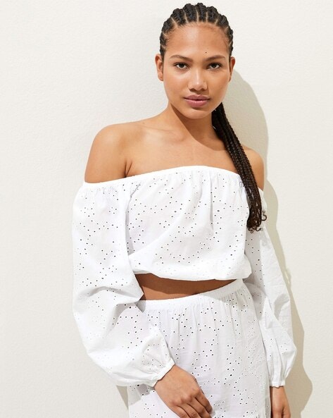 Plain white off the shoulder online top