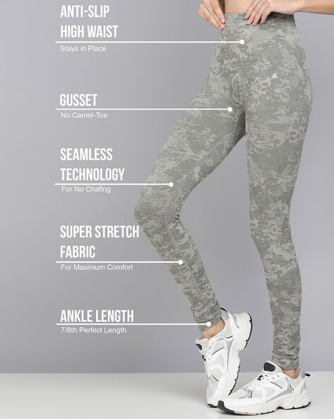 Green Seamless Camo Gym Legging | Activewear | PrettyLittleThing