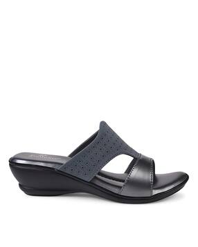 Textured Print Mid Heels Sandals-image-32