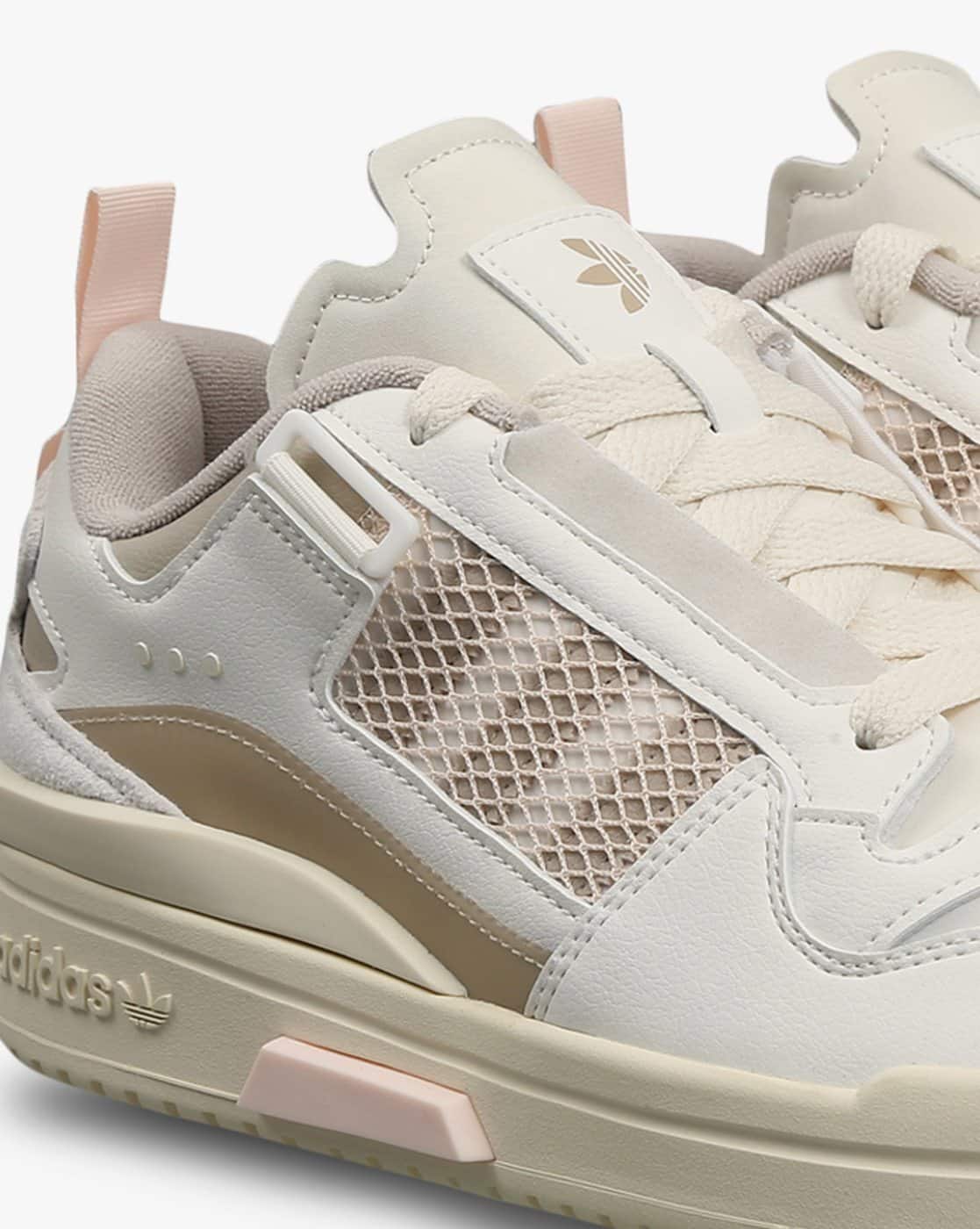 Men Forum Mod Low Lace-Up Sneakers