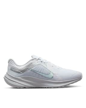Women Quest 5 Lace-Up Running Shoes-image-16