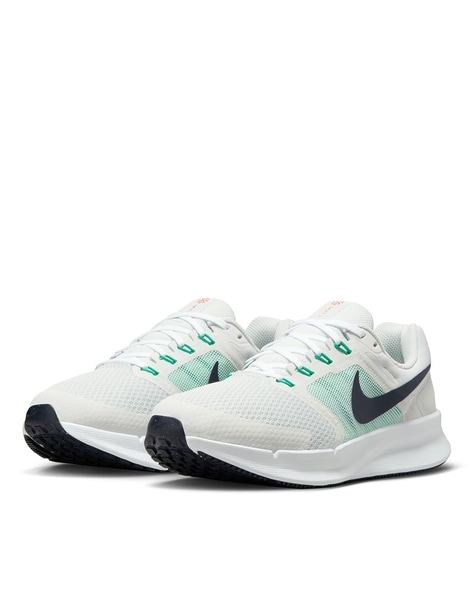 Women's nike run on sale swift running shoes