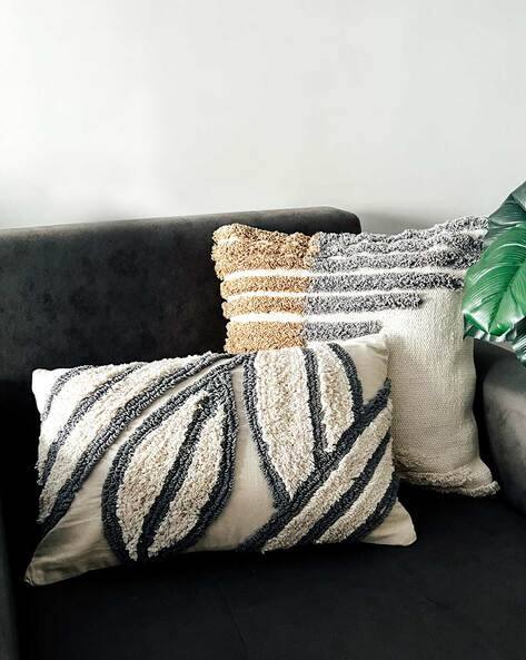 Boho Leaves Tufted Lumbar 20