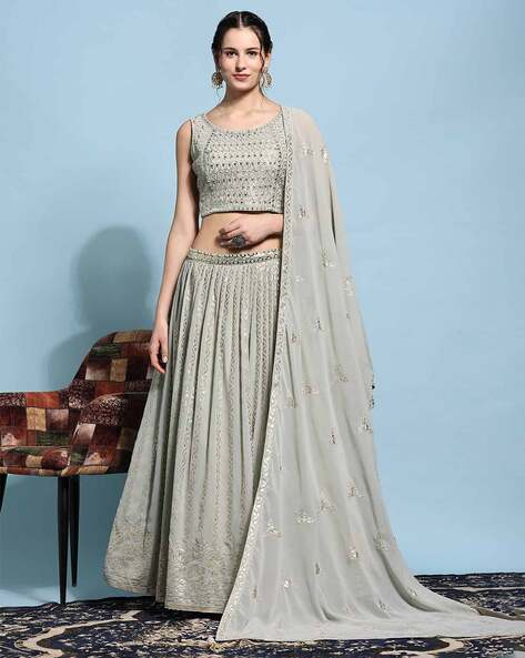 Bridal Lehengas: Buy Designer Bridal Lehenga Cholis Online | Utsav Fashion