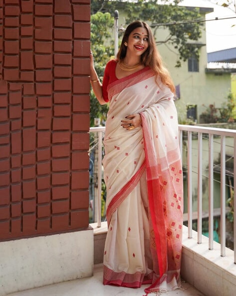 Buy Wedding Wear Cream Red Stone Work Dola Silk Saree Online From Surat  Wholesale Shop.