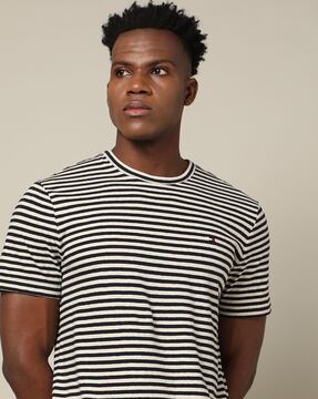 Tommy striped store t shirt