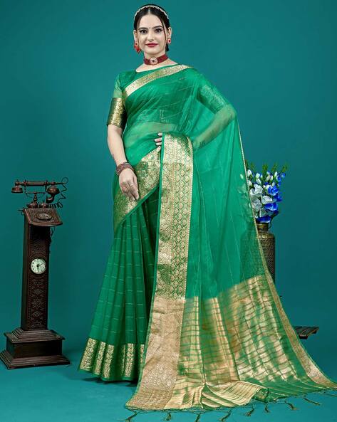 Buy Green Sarees for Women by Fratona Online