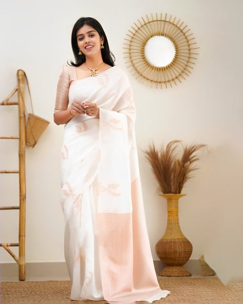 Plain Flora Silver Copper Kerala Kasavu Cotton Saree, With Blouse, 6.3 m at  Rs 510/piece in Jalakandapuram