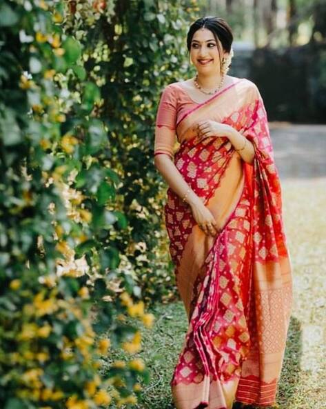 Red and Orange Kanjivaram Saree - Urban Womania