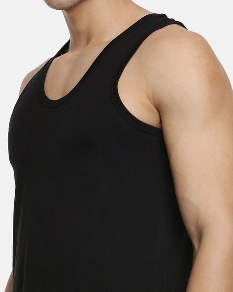 Pack of 4 Sleeveless Vests