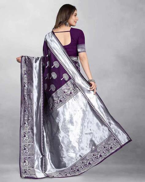 Vithika sheru looks beautiful in a lavender silk saree! | Fashionworldhub