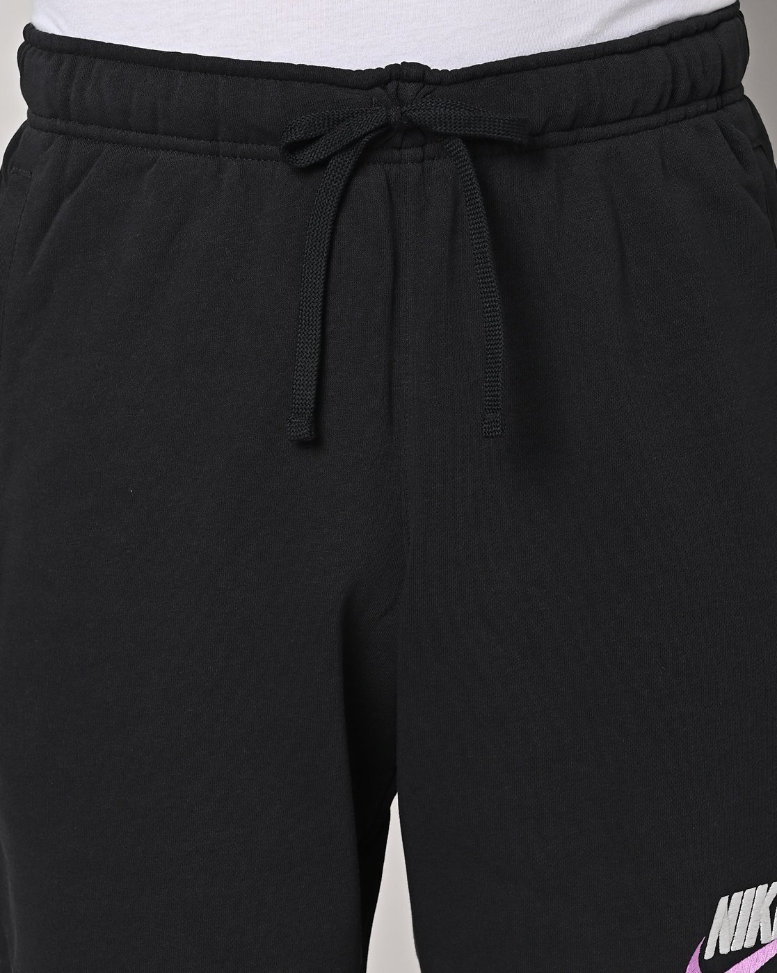 Nike club cheap shorts black