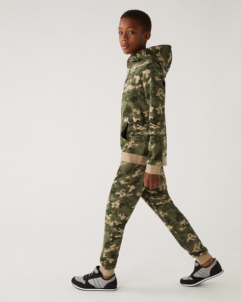 Nike camo shop tracksuit womens