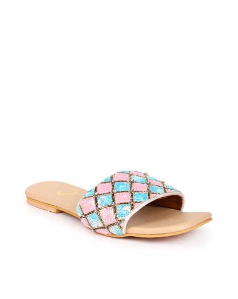 Open Sandal Mix Colour Fancy Ladies Flat Sandals, Size: 4 To 9 at Rs  240/pair in Agra