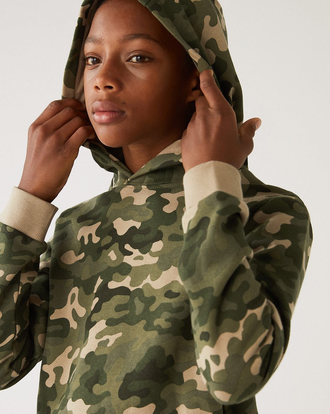 Camouflage deals pullover hoodie