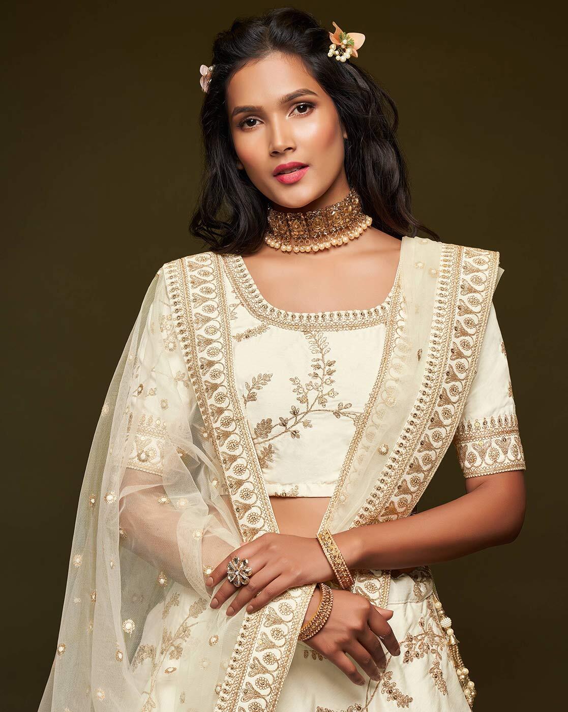 SAJAL Ethereal White Lehenga Choli by Kanwal Malik-Mahe Luxury Formal –  bilalgarments