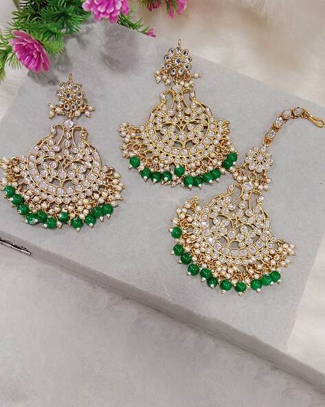 Women's Alloy Maang Tikka With Earring in GreenDefault Title | Maang tikka  with earrings, Pearl earring set, Earrings