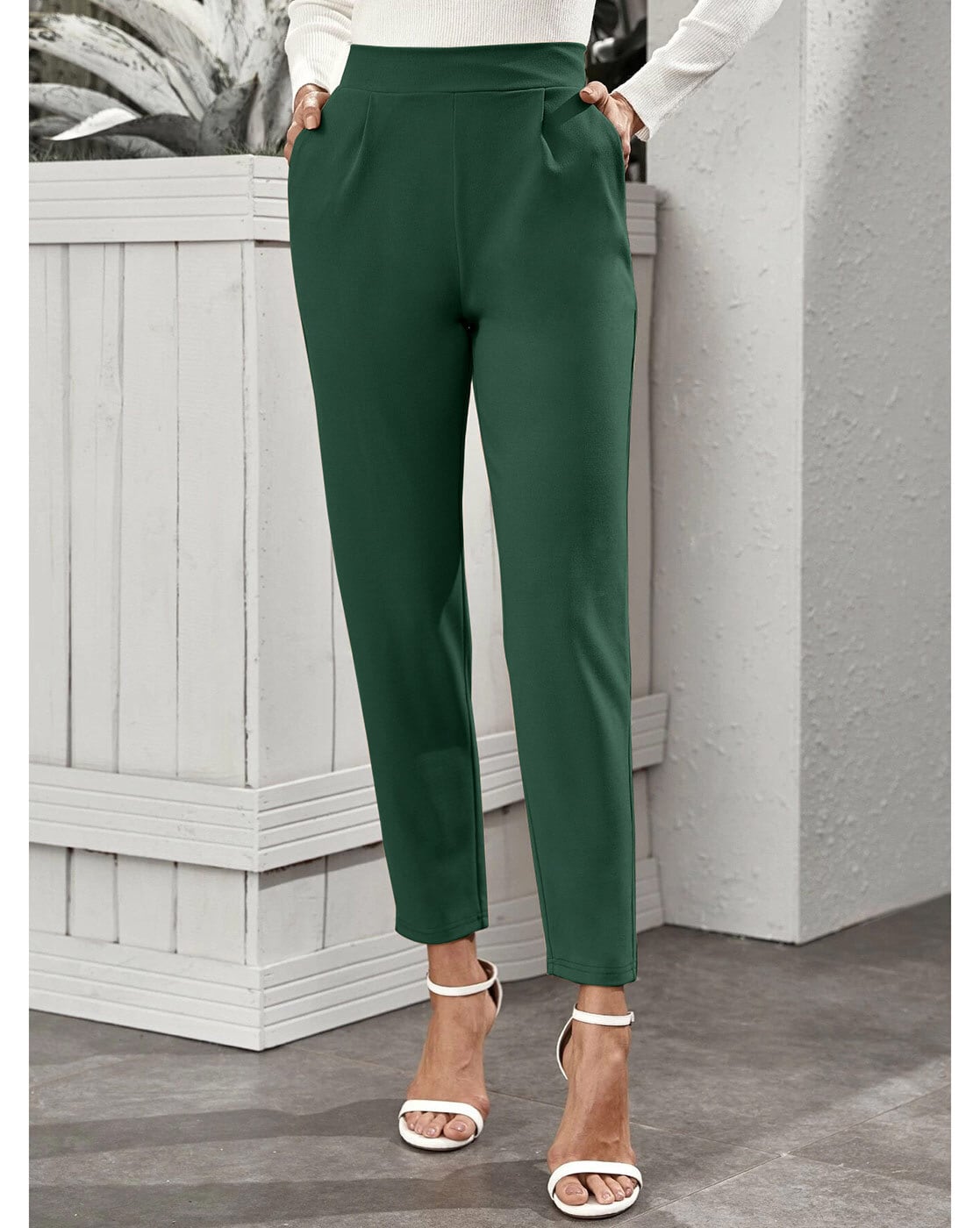 Chiccy Dark Green Textured Pocketed Woven Trousers with Elastic Waist -  Trendyol