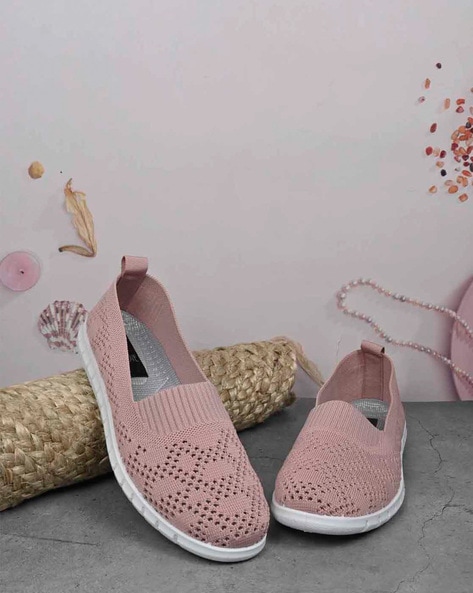 Jove Low-Top Slip-On Sneakers