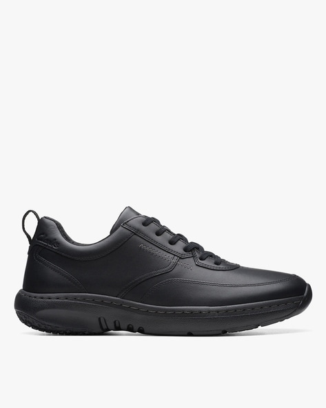 Clarks mens black store lace up shoes