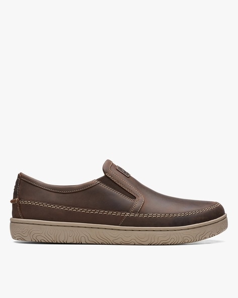 Clarks leather outlet slip on