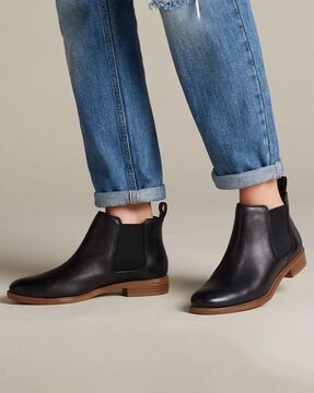 Clarks chelsea boots black hotsell