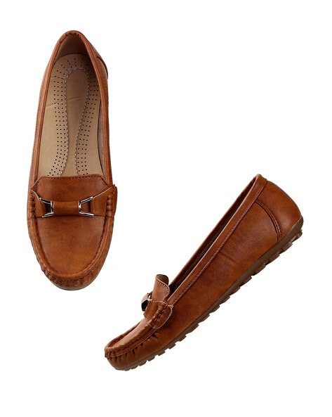 discount moccasins