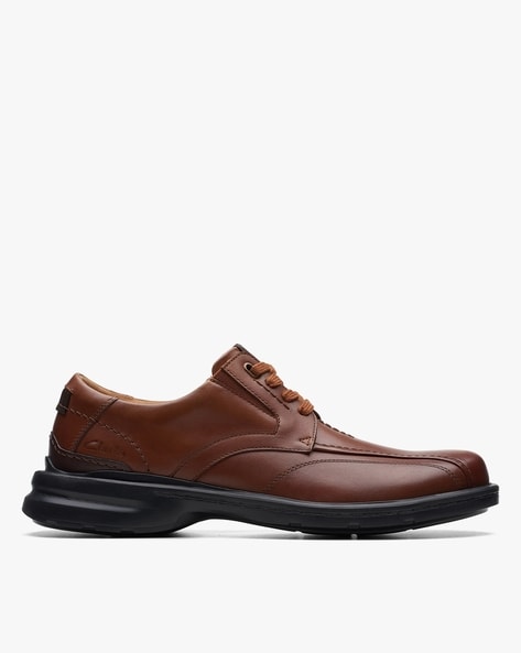 Clarks structured shoes discount mens