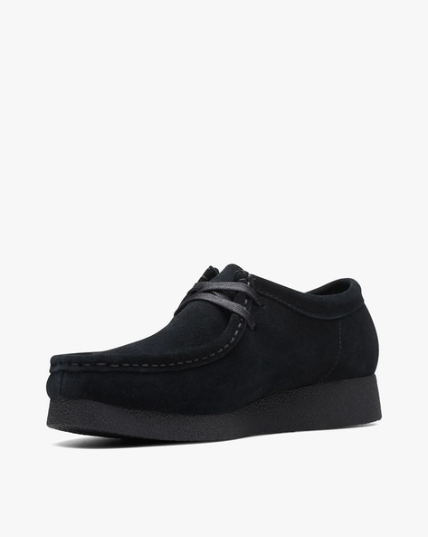 Black clarks 2025 wallabees womens