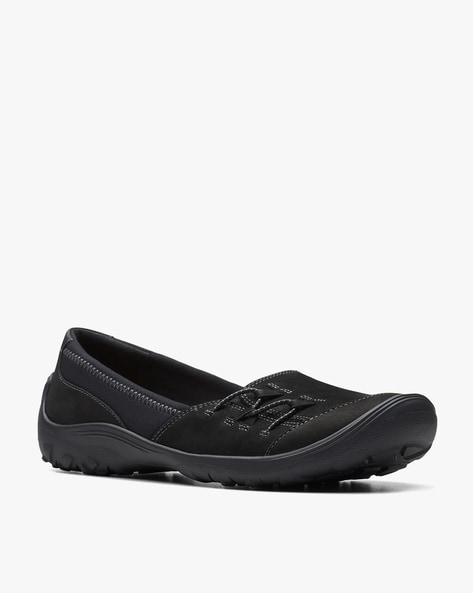 Clarks black flat on sale shoes