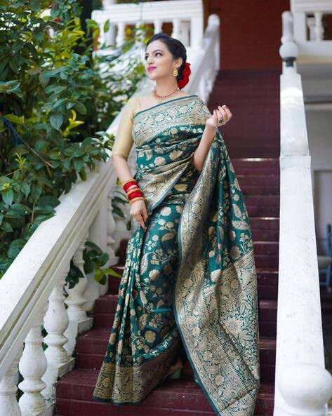 Buy BANARASI PATOLA Green With Silver Zari Weaved Banarasi Silk Saree And  Beautiful Jacquard Weave Pallu And Blouse With Blouse Piece | Shoppers Stop