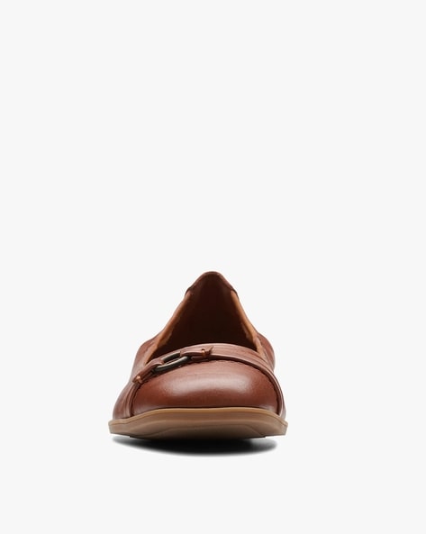 Clarks formal clearance flats