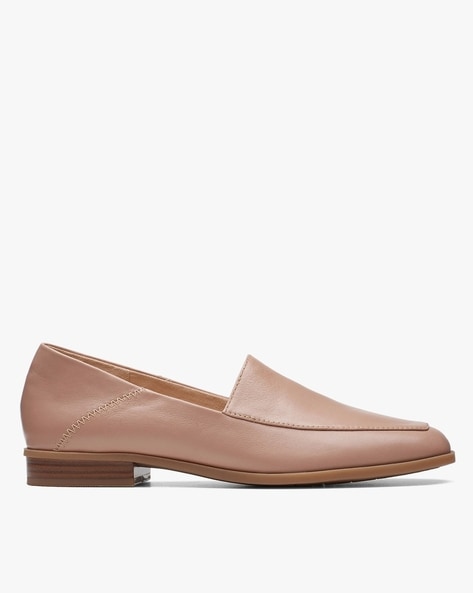 Clarks Women Sarafyna Freva Praline Loafers