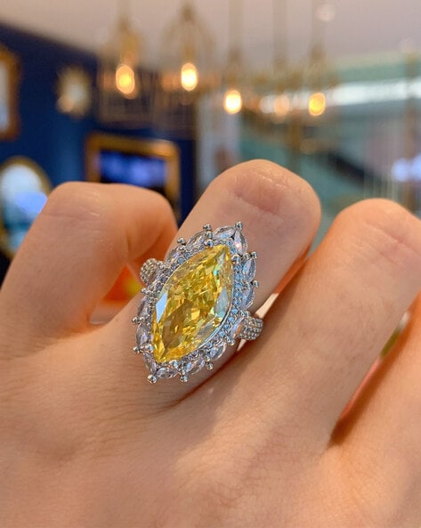 Genelia Yellow Diamond Solitaire Cocktail Ring (3.44 ct Diamonds) in G –  Beauvince Jewelry