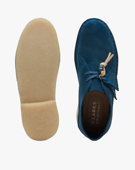 Clarks best sale chukka shoes