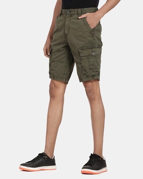 T base cargo clearance shorts